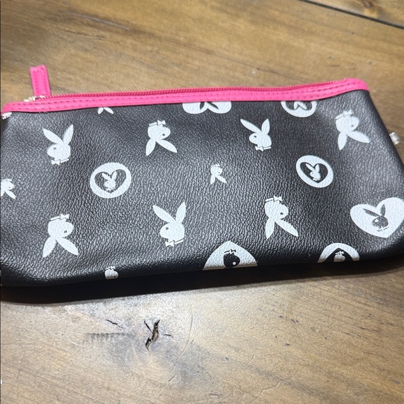PLAYBOY Pink Zipper Pouch